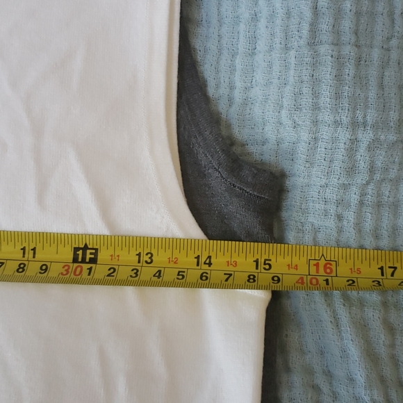 Laura petite tanks (2) - Picture 5 of 6